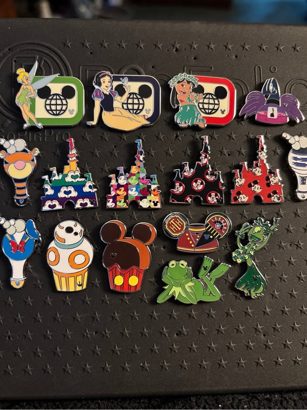 16 2025 Wave B Hidden Mickey
Disney pins